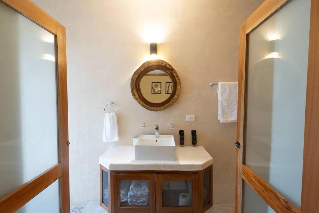 Villa La Sultana: Amazing New House With Pool And Bikes Included. Valladolid  Esterno foto
